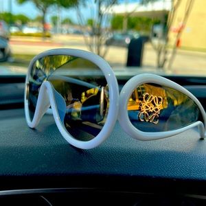 Loewe Wave Mask Sunglasses (Gold)